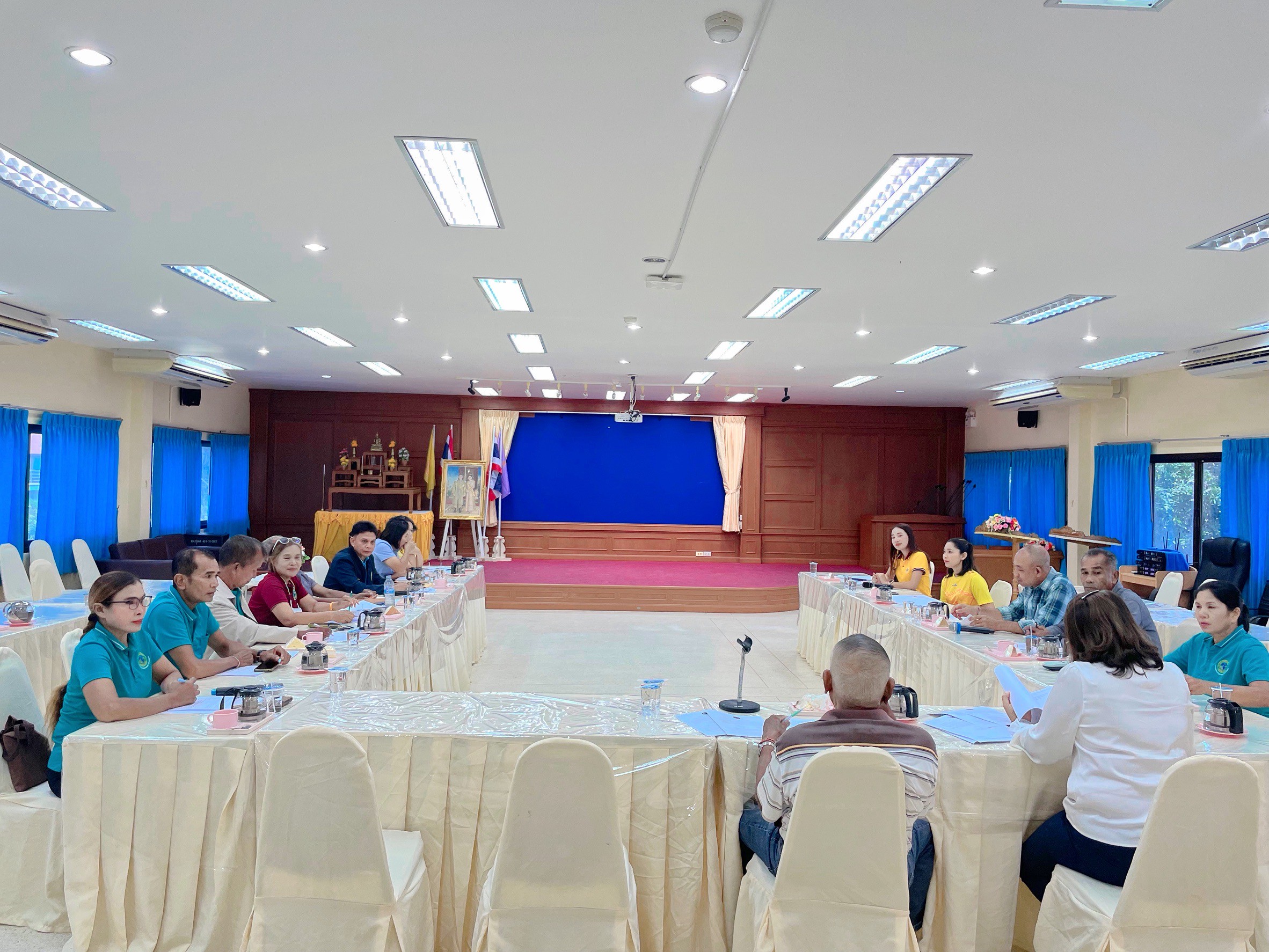 ประชุมคณะกรรมการกองทุนหลักประกันสุขภาพเทศบาลตำบลชุมพล ครั้งที่ 3 ประจำปี 2568